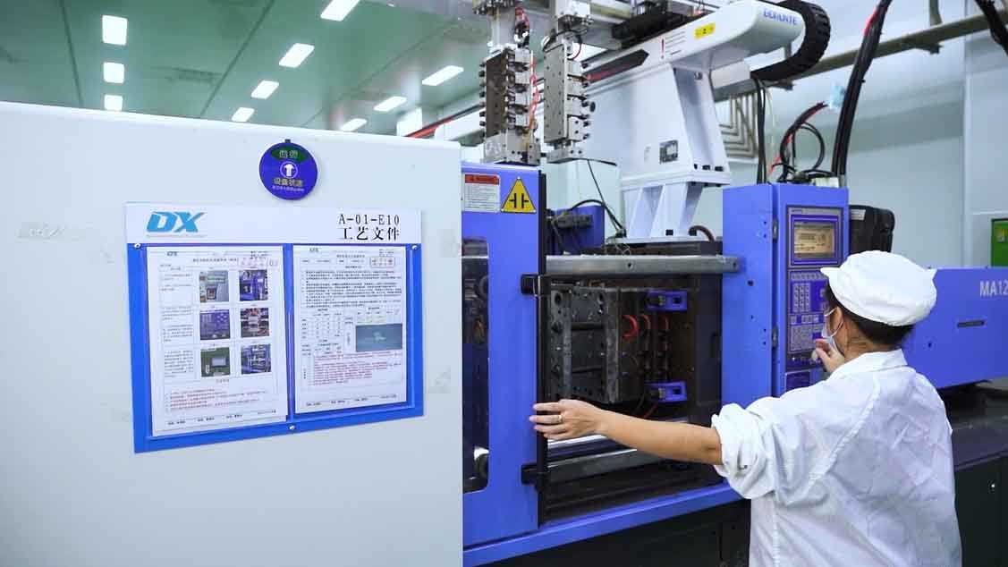 How to Reduce Dust on Silicone Products siliconedx